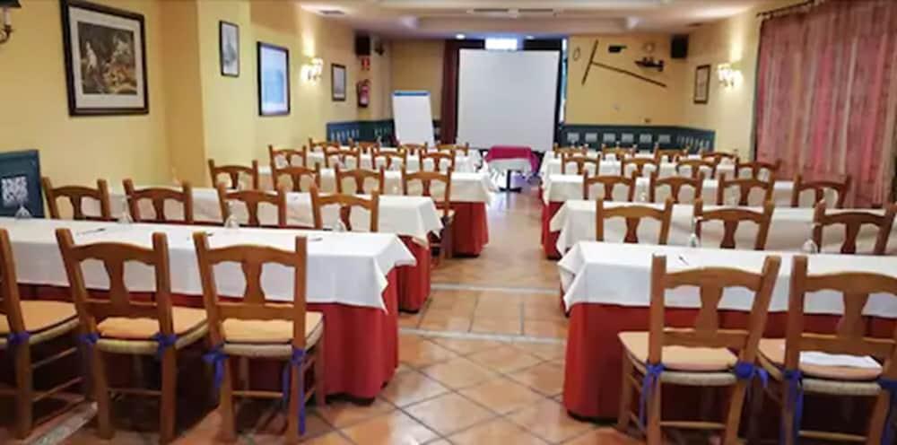 מלון Torrejón de Ardoz Aeropuerto Madrid Torre Hogar Premium מראה חיצוני תמונה