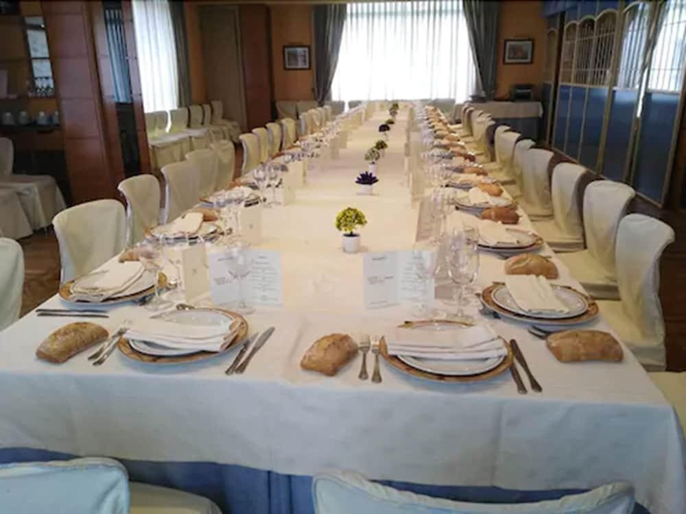 מלון Torrejón de Ardoz Aeropuerto Madrid Torre Hogar Premium מראה חיצוני תמונה