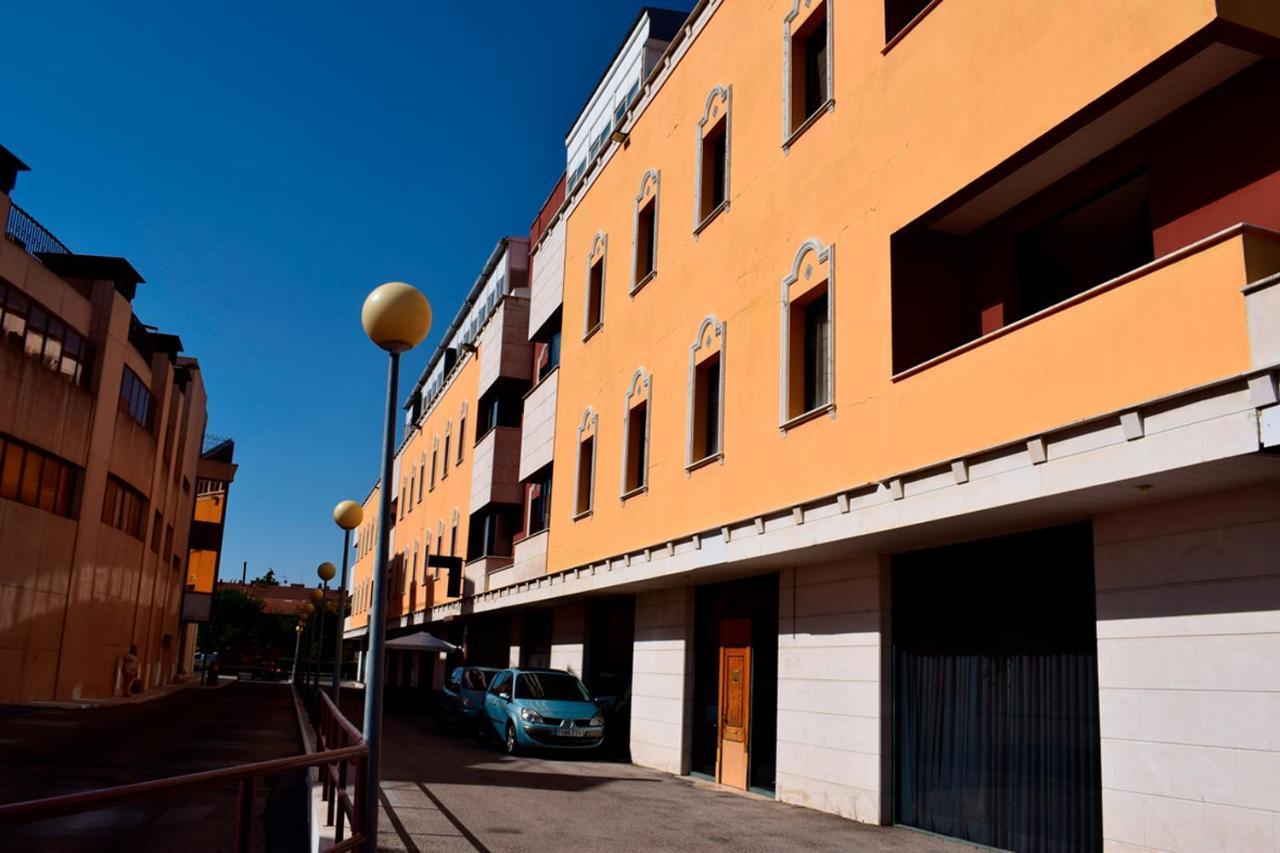 מלון Torrejón de Ardoz Aeropuerto Madrid Torre Hogar Premium מראה חיצוני תמונה