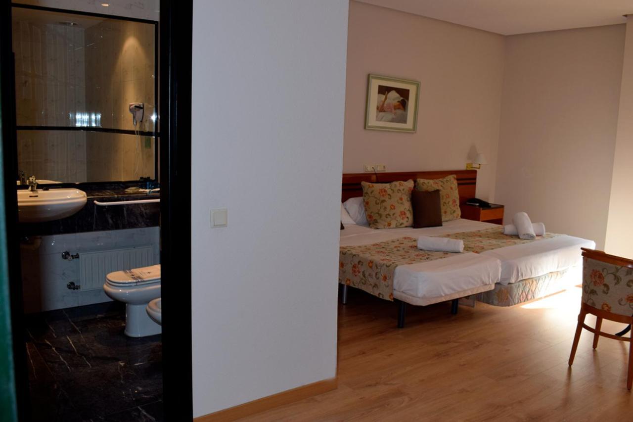 מלון Torrejón de Ardoz Aeropuerto Madrid Torre Hogar Premium מראה חיצוני תמונה